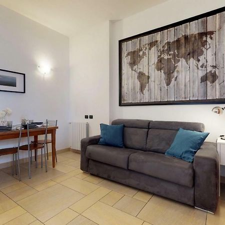 Apartment With Private Garden Near San Siro Stadium Milano Exteriör bild